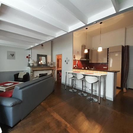 Coquet Studio En Mezzanine Nuit Pour 2 Personnes Saint-Girons  Luaran gambar