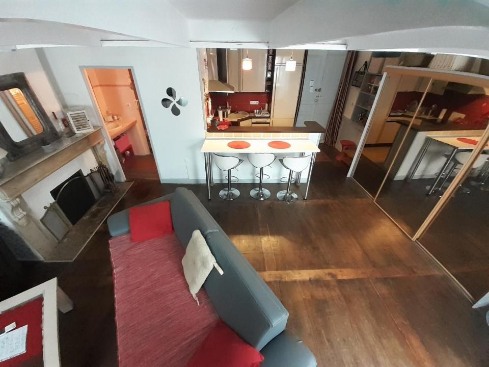 Coquet Studio En Mezzanine Nuit Pour 2 Personnes Saint-Girons  Luaran gambar