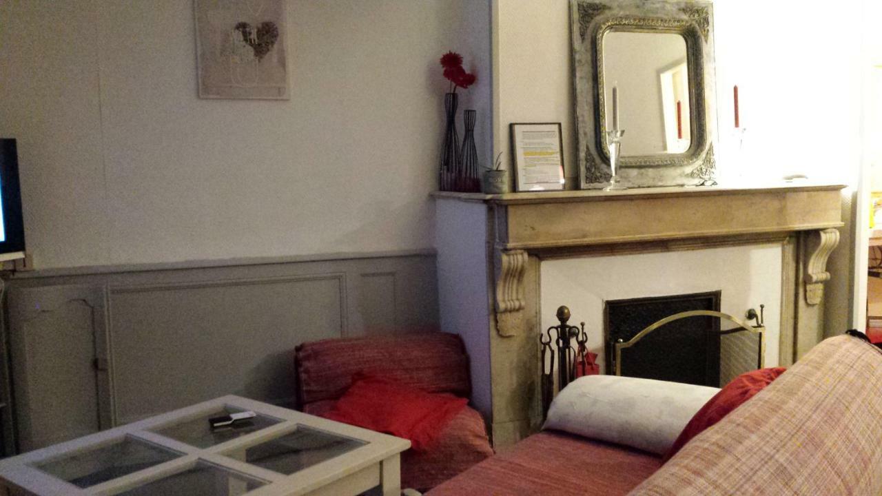 Coquet Studio En Mezzanine Nuit Pour 2 Personnes Saint-Girons  Luaran gambar